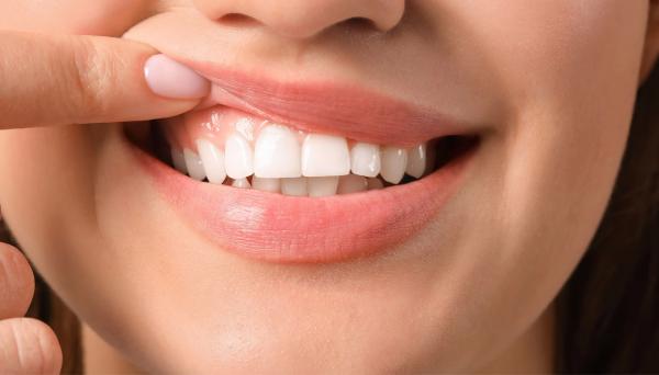 Biberiye Yağı ile Diş Eti Sağlığını Desteklemek Mümkün mü?